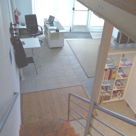 Albergue Monterrey ซานติอาโก เด กอมโปสเตลา ภายนอก รูปภาพ
