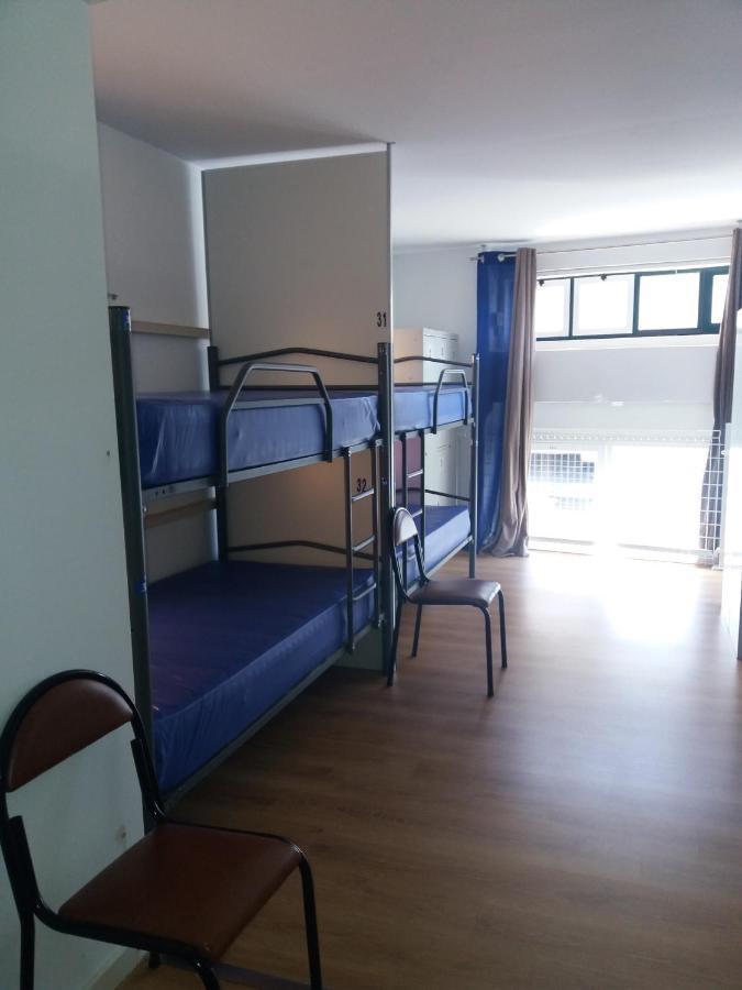 Albergue Monterrey ซานติอาโก เด กอมโปสเตลา ภายนอก รูปภาพ