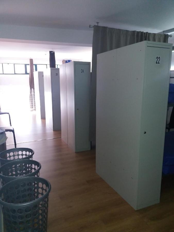 Albergue Monterrey ซานติอาโก เด กอมโปสเตลา ภายนอก รูปภาพ