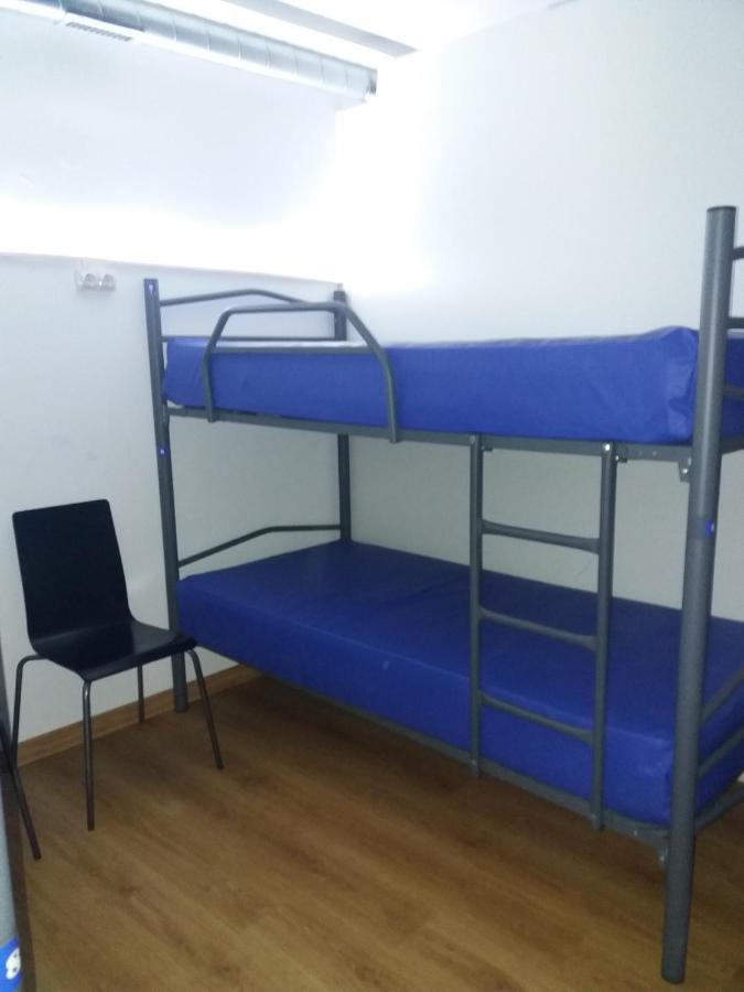 Albergue Monterrey ซานติอาโก เด กอมโปสเตลา ภายนอก รูปภาพ